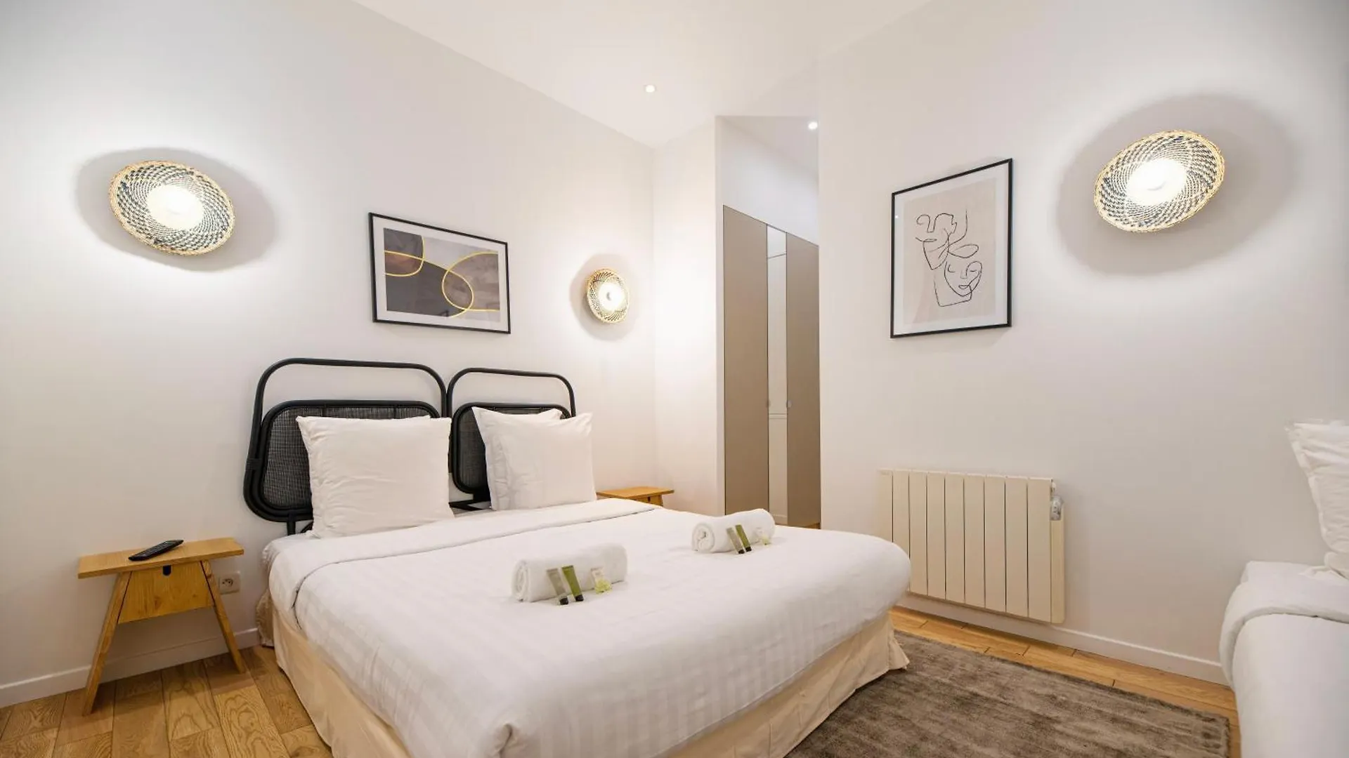 Apartment Cia - Notre Dame Spacious Home Paris France