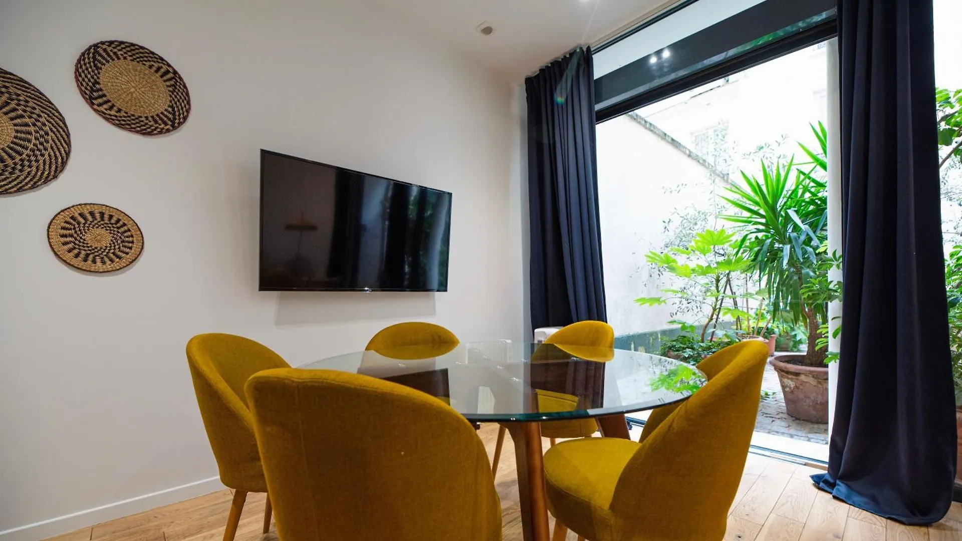 Apartment Cia - Notre Dame Spacious Home Paris