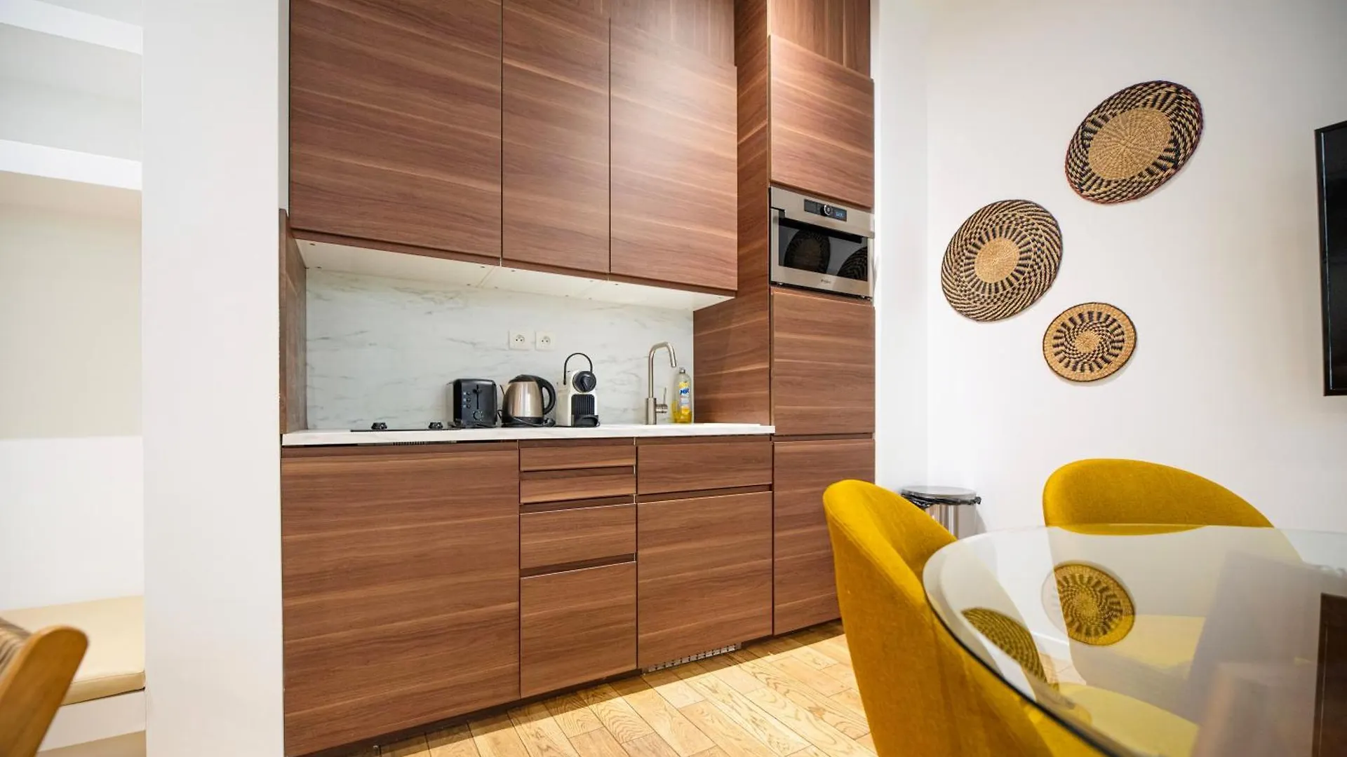 Cia - Notre Dame Spacious Home Paris Apartment